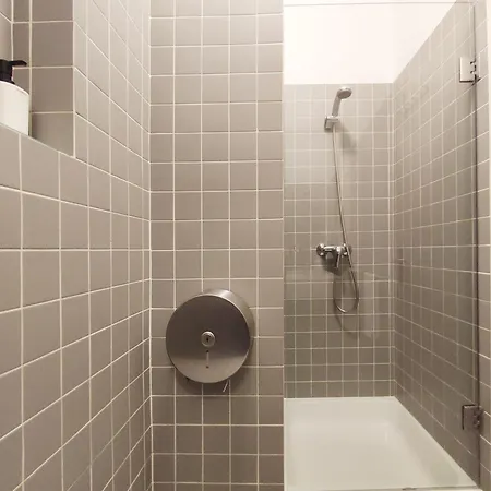 E36 - Ideal For Families - Large Areas Apartment