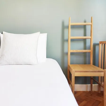 E36 - Ac & Parking - Bright & Spacious Apartment *