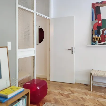 E36 - Ac & Parking - Bright & Spacious Apartment